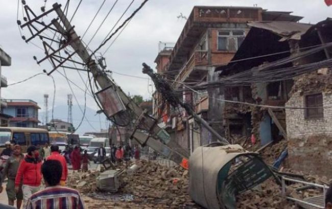 Два года потребуется властям Непала на строительство разрушенных во время землетрясения объектов - фото 1
