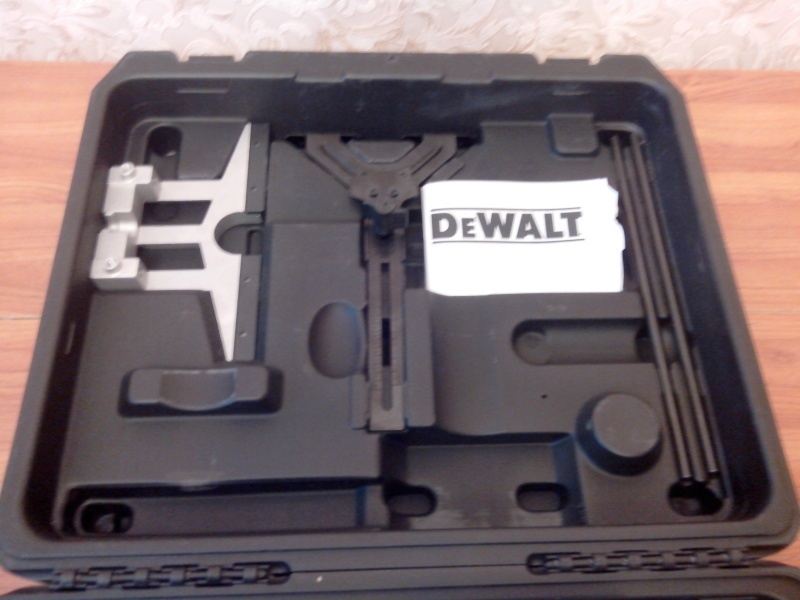 Обзор фрезера DeWALT D26204K - фото 13